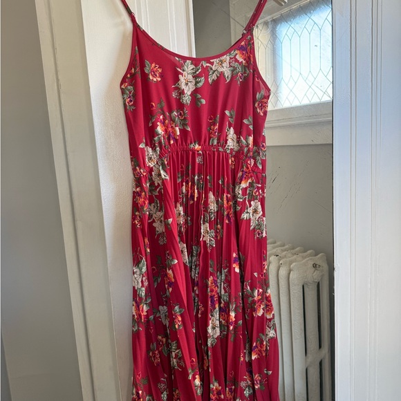 Target Easter floral red pleated midi dress - Picture 3 of 3